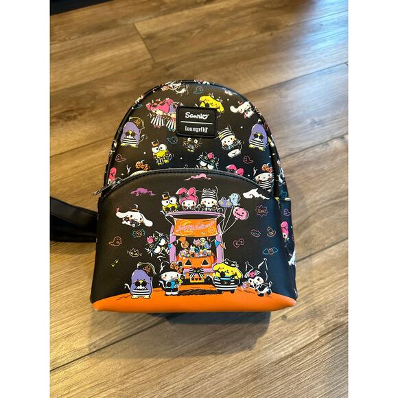 Loungefly Hello Kitty & Friends Halloween Backpack - Picture 2 of 12